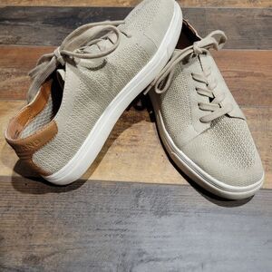 Lucky Brand Leigan Knit Lace-Up Sneakers size 9